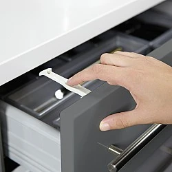 SAFETY 1st Устройство за заключване на чекмедже (7бр./оп.)