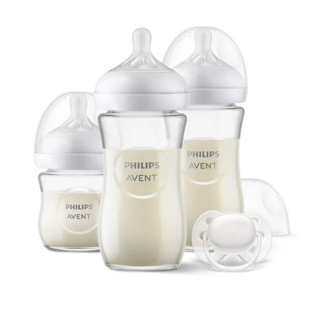 Gift set for baby Natural Response SCD878/11 with 3 glass bottles and a pacifier 0m+