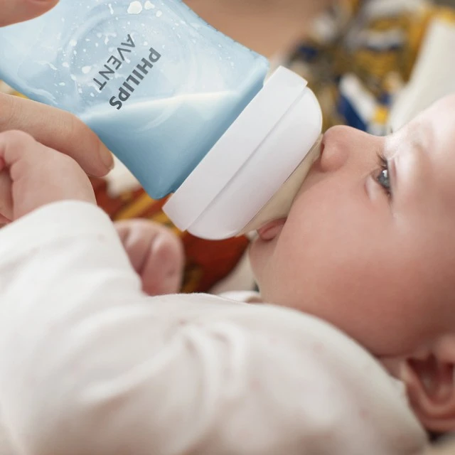 Natural Response bottle 260 ml 1m+ blue