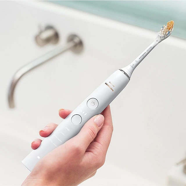 Звукова електрическа четка Philips Sonicare DiamondClean 9000 HX9911/19, с глава „всичко в едно“ A3 Premium, 4 режима, 3 интензитета, калъф с USB зареждане, Bluetooth