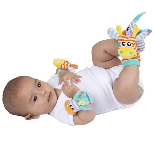 Playgro Jungle Rattles and Socks Set with Fun Giraffe and Zebra Images, 0m+