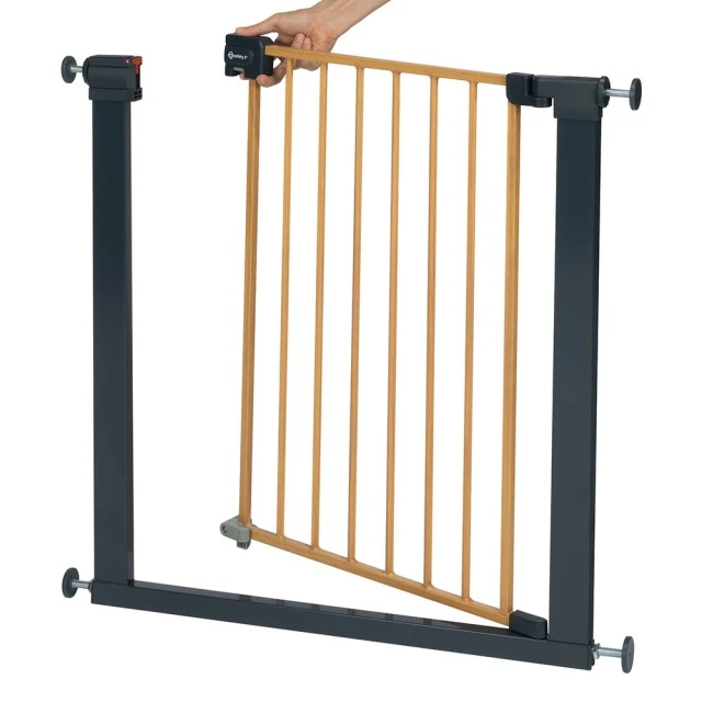 Universal metal safety barrier for doors and stairs SAFETY 1st with an elegant design in wood effect, for openings from 73 to 80 cm