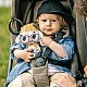 Мека текстилна бебешка Дрънкалка Заек от колекция Tiny Rockers, с клипс за закачане на количка, 0м+