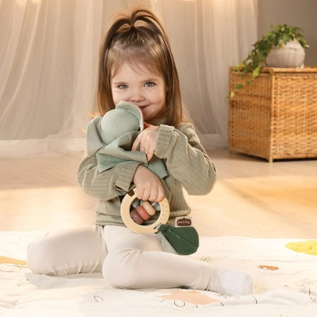 Newborn set muslin cuddle toy Rabbit and wooden rattle Eco collection Garden of Adventures Tiny Love, 0m+