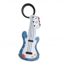 Мека текстилна музикална играчка Китара от колекция Tiny Rockers, с клипс за закачане на количка, музикална кутия с 5 рокендрол мелодии, 0м+