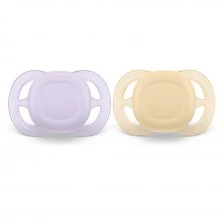 Комплект от 2 бр. ортодонтични залъгалки за новородени Philips AVENT SCF075/01 Ultra Start 0-2м, в оранжево и лилаво, в кутия за стерилизиране