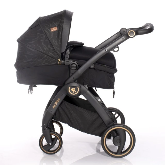 Бебешка количка adria black