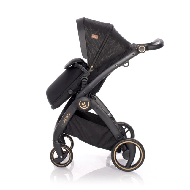 Бебешка количка adria black