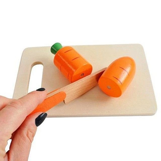 Wooden vegetable cutting board and accessories - 34 pieces - Kruzzel