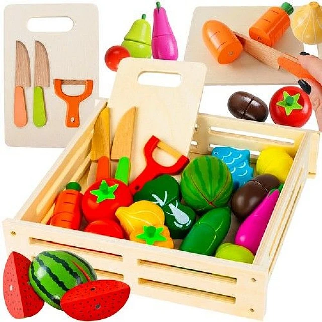 Wooden vegetable cutting board and accessories - 34 pieces - Kruzzel