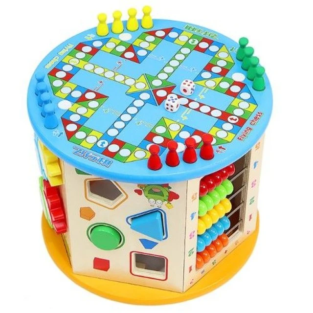 Wooden educational cube with moving elements - Kruzzel