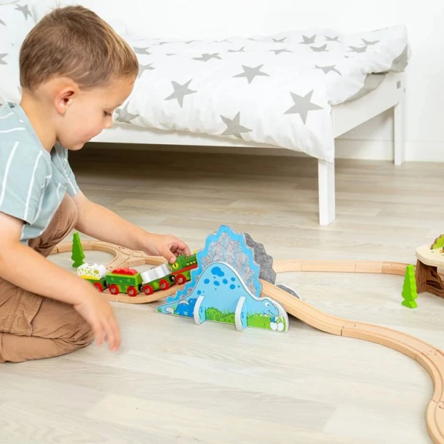 Dinosaur tunnel - Train track expansion
