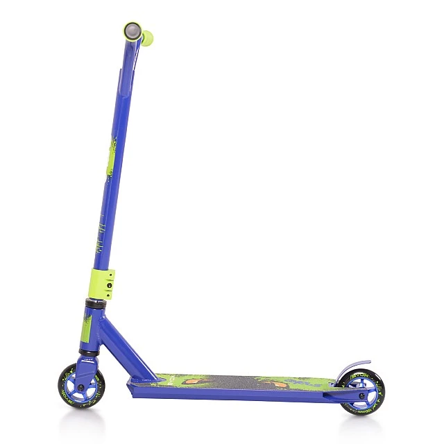Stunt Snake scooter