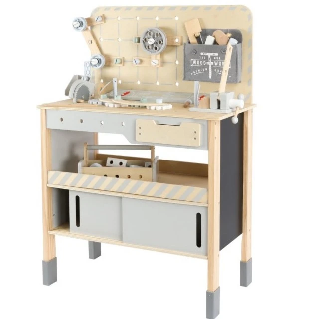 Wooden workshop with tools and crane + tool belt Age: 2+