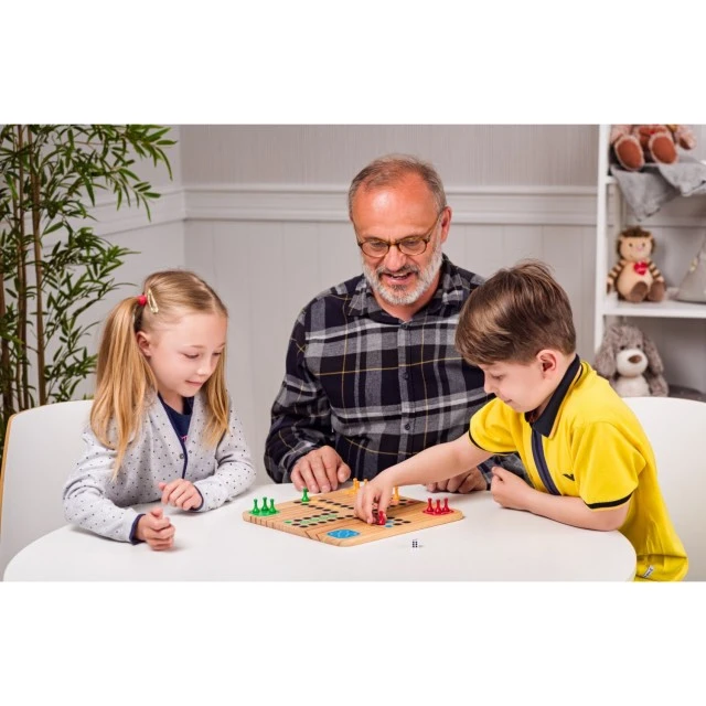 Deluxe set of classic board games Age: 3+