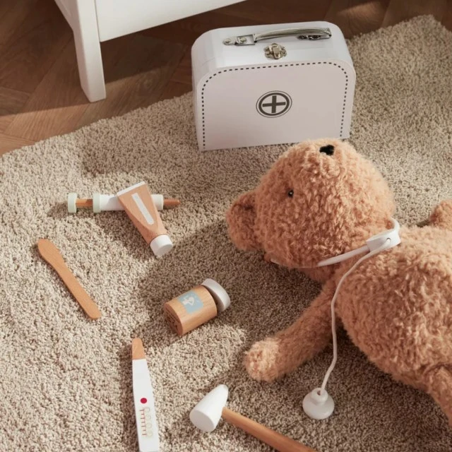 Doctor’s kit for children in a suitcase Swedish DesignAge: 2+