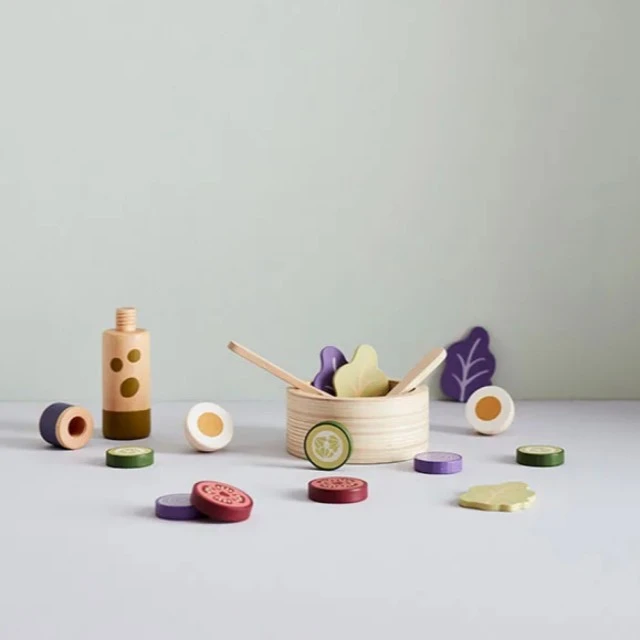 Wooden set Salad in a bowl Swedish Design Age: 2+