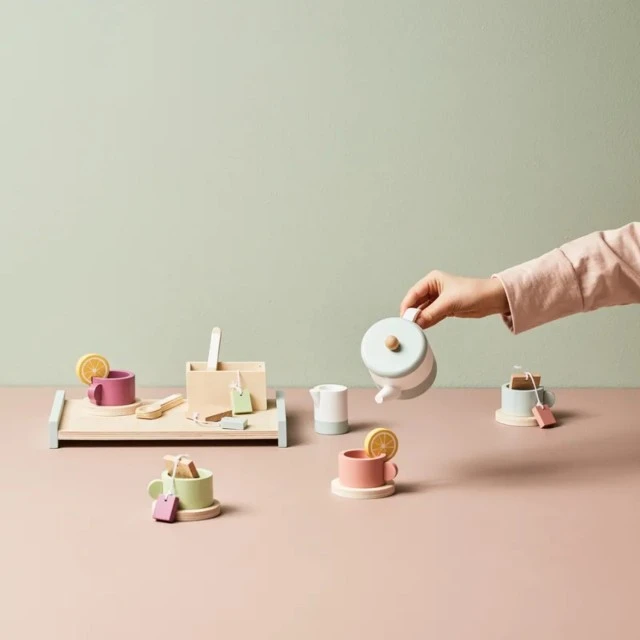 Чаен сервиз за деца Swedish Design
Възраст: 2+