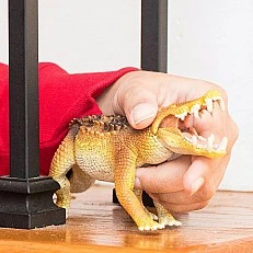 Фигурка Динозавър, Schleich Възраст: 3+
Размер: 21.6х7.7х6.5см