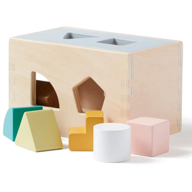 Дървен камион - сортер Swedish Design
Възраст: 1+
Размер: 30x13x14 см