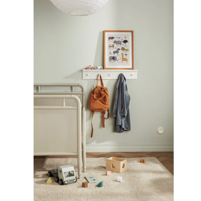 Дървен камион - сортер Swedish Design
Възраст: 1+
Размер: 30x13x14 см