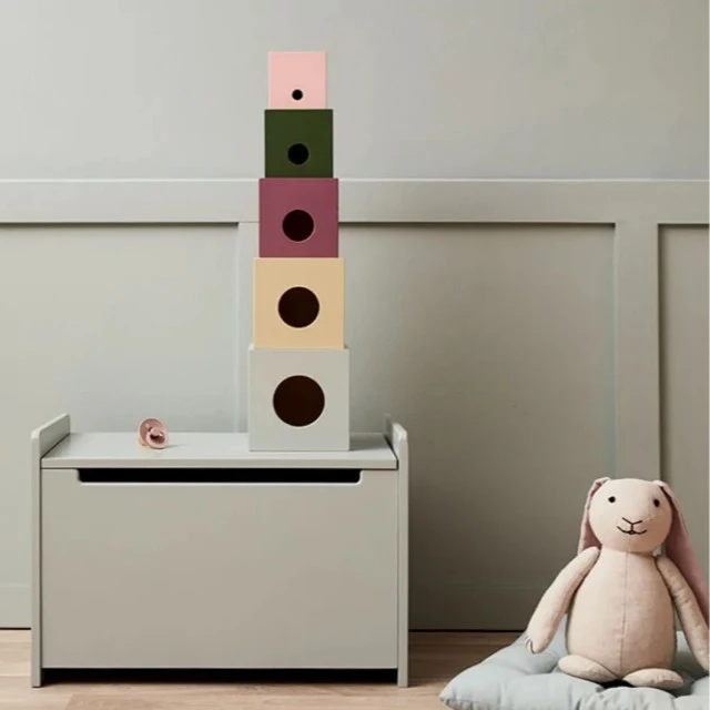 Дървени кубчета за подреждане Swedish Design
Възраст: 1+