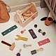Кутия с инструменти за малки майстори Swedish Design
Възраст: 3+
Размер: 29.5х9х8.5 см