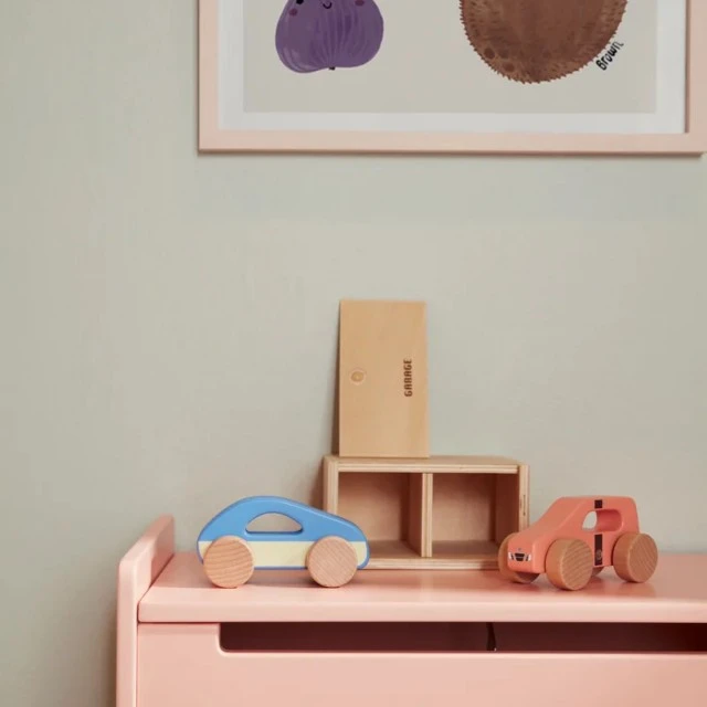 Wooden set of 2 strollers with garage Swedish Design Age: 1+ Size: 30x13x14 cm