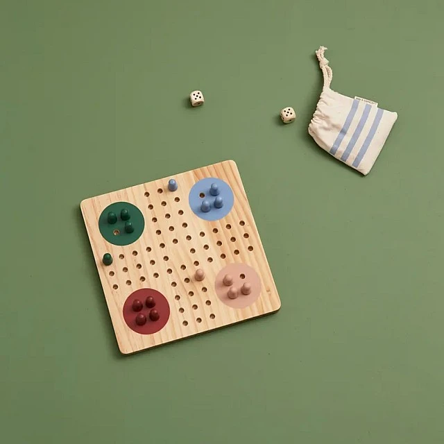 Не се сърди, човече! Swedish Design
Възраст: 3+