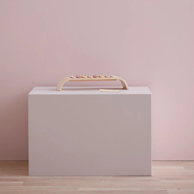 Дървен цветен ксилифон Swedish Design
Възраст: 1+
Размер: 36.3х11.5х6.5 см