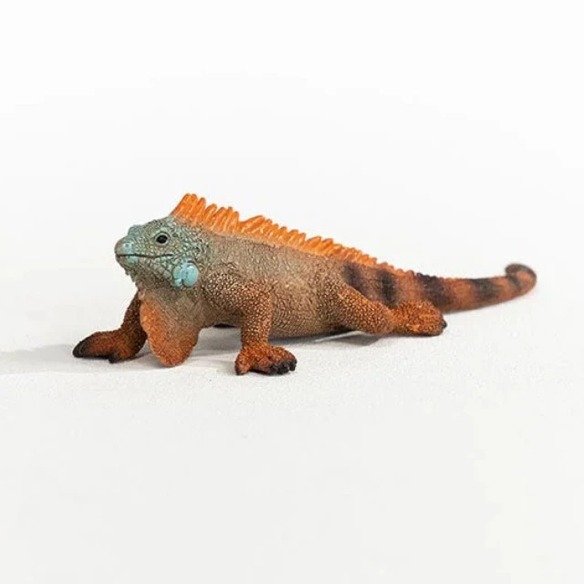 Iguana Figurine, Schleich Age: 3+ Size: 10.5x4x2.8 cm