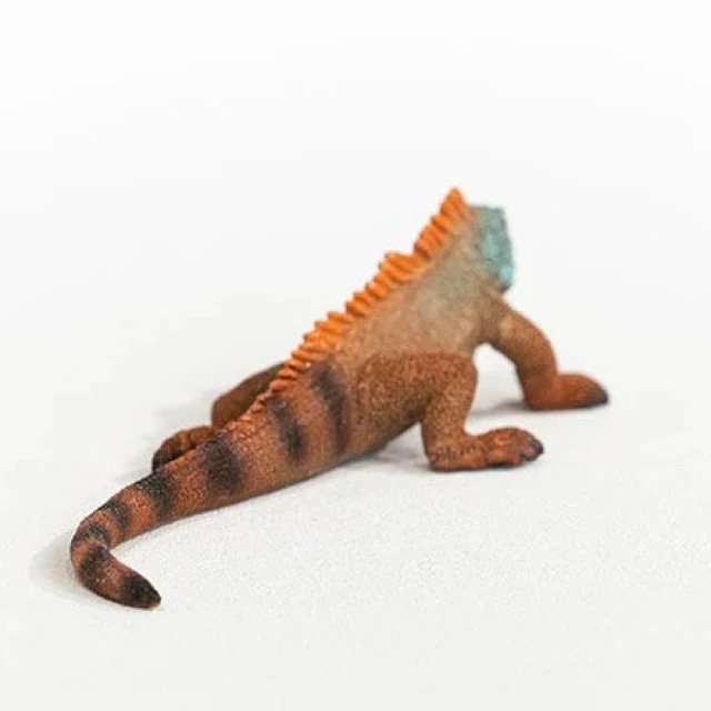 Iguana Figurine, Schleich Age: 3+ Size: 10.5x4x2.8 cm