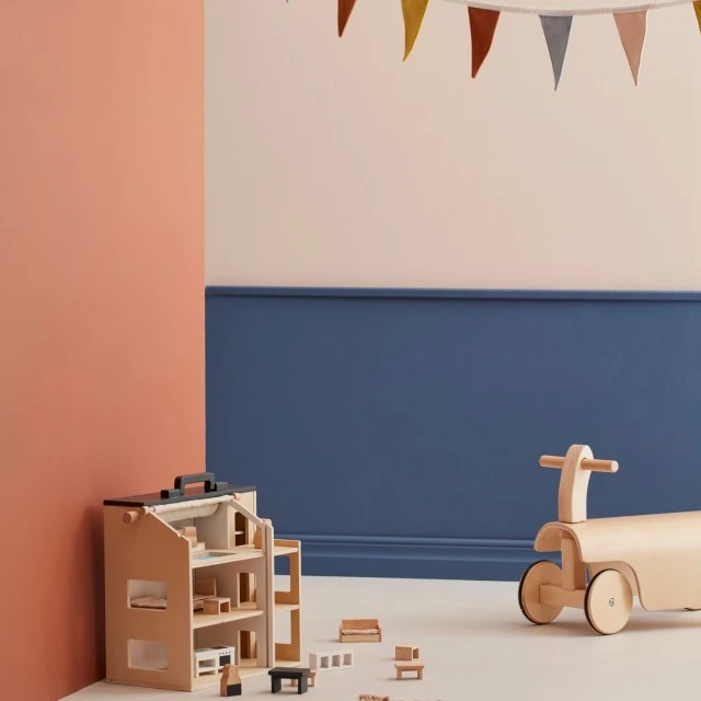 Дървена количка за малки състезатели Swedish Design
Възраст: 1+