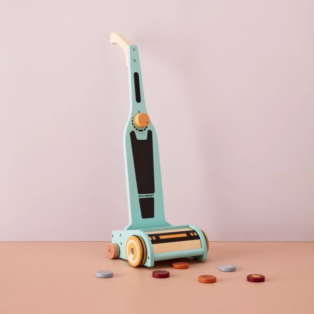 Дървена играчка Прахосмукачка Swedish Design 
Възраст: 3+