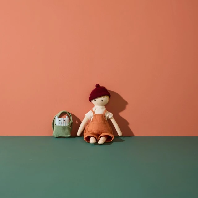 Плюшена кукла Нилс Swedish Design
Възраст: 0+