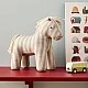Плюшена играчка Кончето Сам Swedish Design
Възраст: 0+
