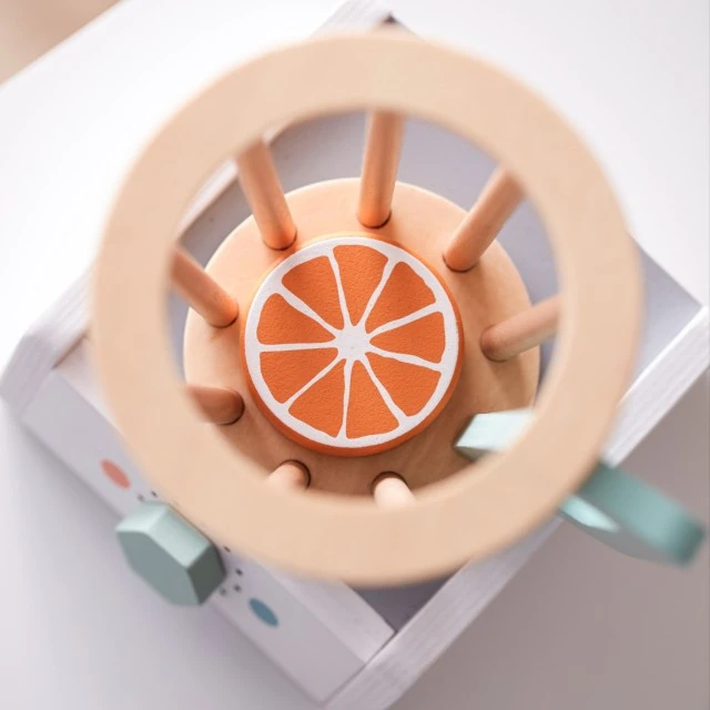 Дървен комплект Блендер с плодове Swedish Design
Възраст: 3+