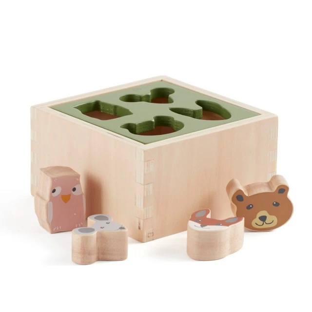 Wooden box - sorter Wild animals Swedish Design Age: 1+ Size: 15 x 15 x 8.3 cm