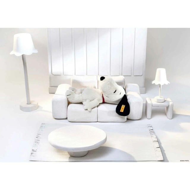 Snoopy Размер: 30 см
Клас: Friends