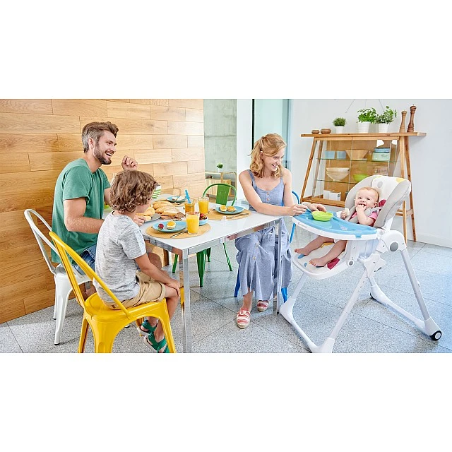 KinderKraft столче за хранене YUMMY сиво KKKYUMMGRY