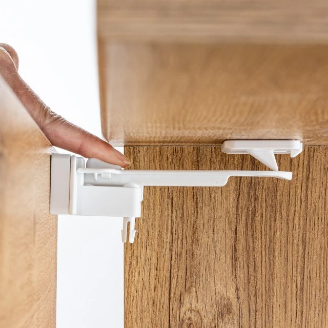 71090 Reer drawer lock