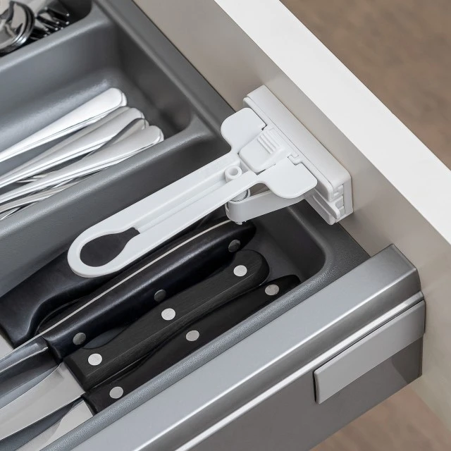 71090 Reer drawer lock