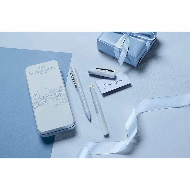 Faber-Castell Grip 2010 fountain pen, M, sky blue