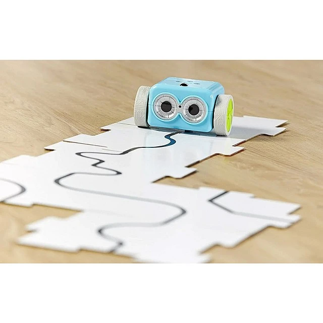 Learning Resources Botley 2.0 Programming Robot, with 77 accessories