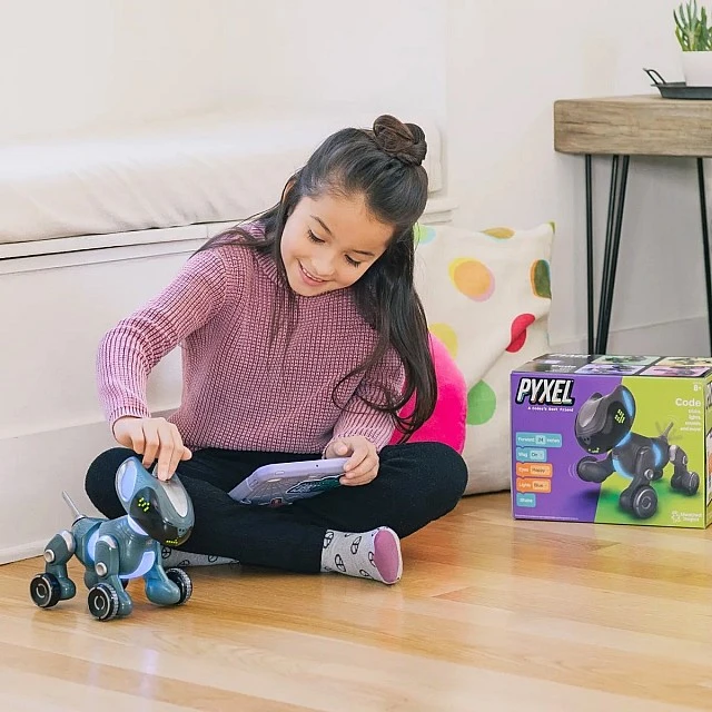 Learning Resources Pyxel programming robot, pet dog