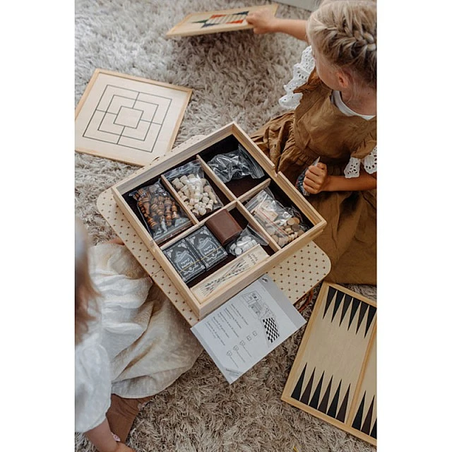 Small Foot Classic games 20 in 1, in a wooden box