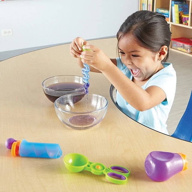Learning Resources Stem Kit - Helping Hands
