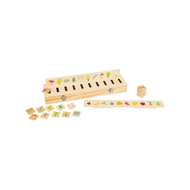 Small Foot wooden sorting box, 23 pieces