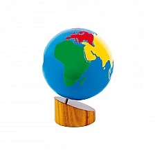 Nowa Szkola Montessori globe - Continents