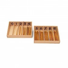 Nowa Szkola Montessori spindles, in a box